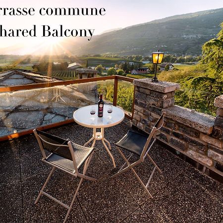 Castel De Daval Bed & Breakfast Sierre Dış mekan fotoğraf