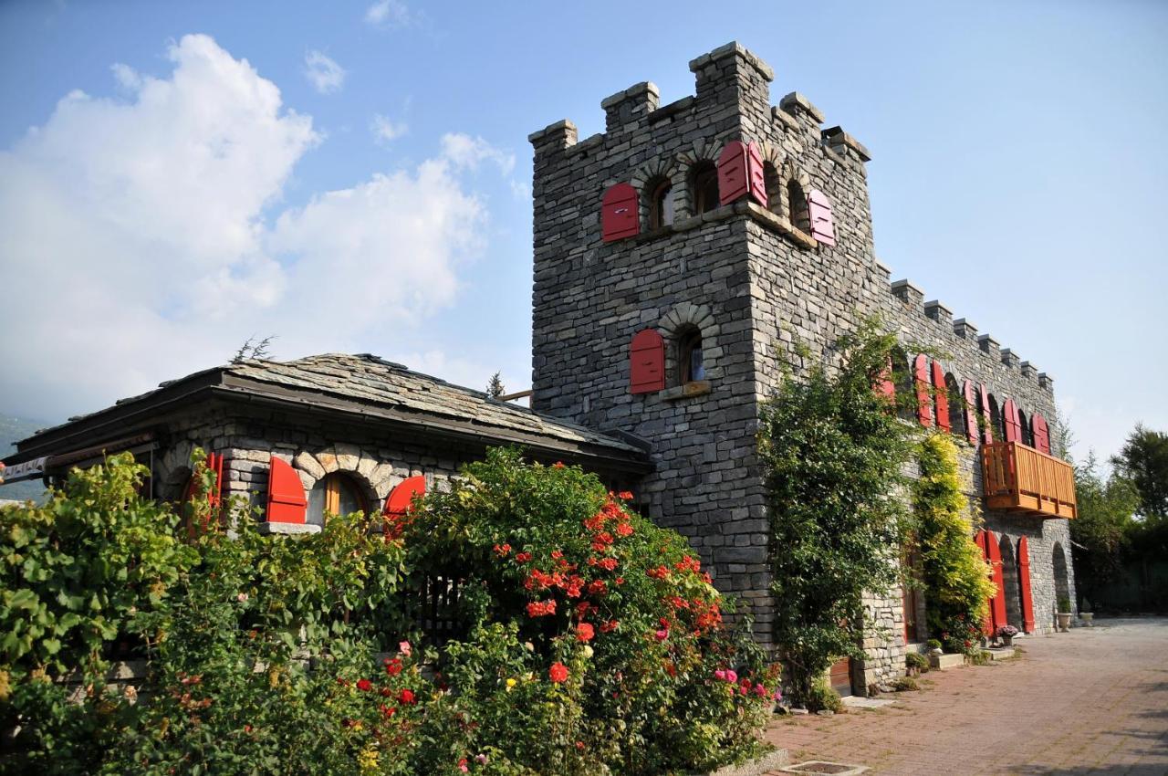 Castel De Daval Bed & Breakfast Sierre Dış mekan fotoğraf