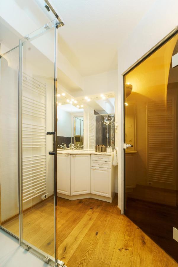Castel De Daval Bed & Breakfast Sierre Dış mekan fotoğraf