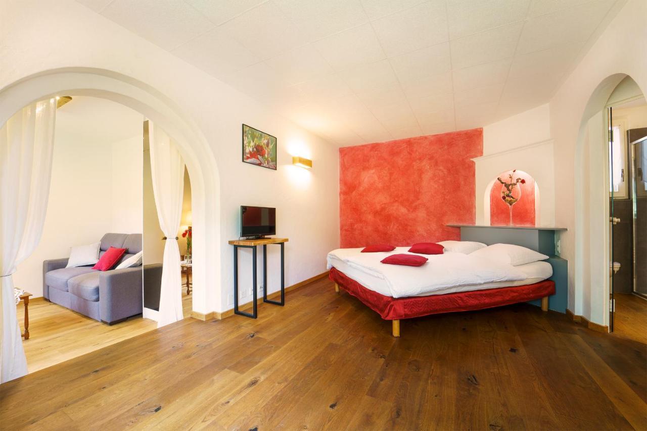 Castel De Daval Bed & Breakfast Sierre Dış mekan fotoğraf